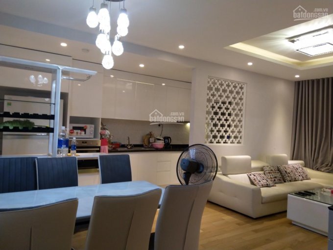 Cho thuê căn hộ Léman Luxury Apartments, 75m2, 2PN đủ nội thất cao cấp, chỉ 23tr/th vào ở ngay