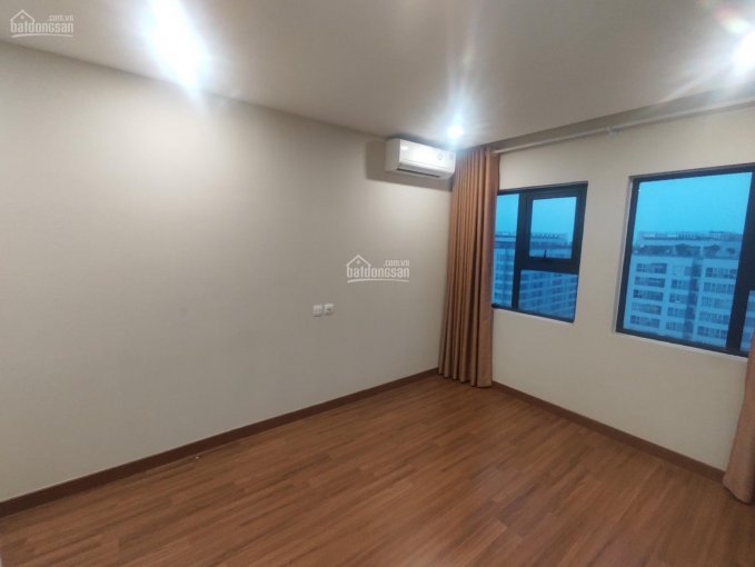 Chính chủ cần bán nhanh căn hộ 3PN 2VS thông thủy 102m2 chung cư GoldSeason 47 Nguyễn Tuân