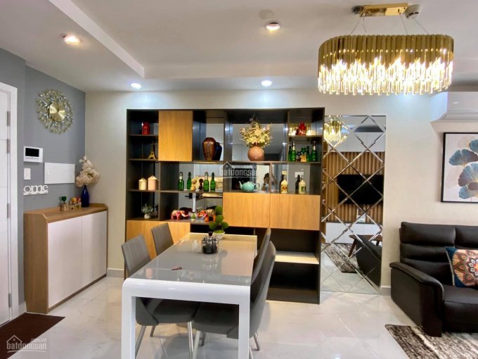 Cho thuê căn hộ Hùng Vương Plaza, Q. 5, 130m2, 3PN, 2WC giá siêu rẻ: 14 triệu. LH 0908569794 Sơn