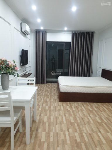 Cho thuê căn hộ đường Hoàng Như Tiếp 38m2 full đồ có thang máy, ô tô đỗ cửa: ĐT 0829911592