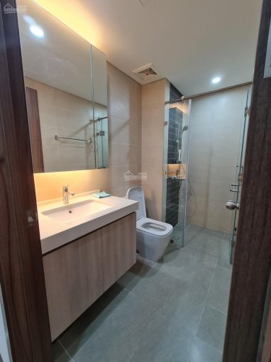 Cho thuê căn hộ StarLight Riverside Q6, 74m2, 2PN, nhà đẹp ở liền gọi cho em giá: 8tr, 0932787232