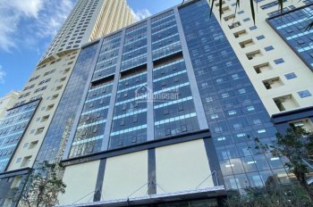 Gold Coast - Tôi cần bán gấp căn hộ 2 phòng ngủ tầng cao giá rẻ nhất mùa dịch. Ban công view biển