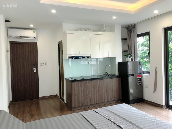 CC cho thuê căn hộ dịch vụ cao cấp tại Hoàng Quốc Việt - 35m2 - full nội thất - ở ngay trong ngày