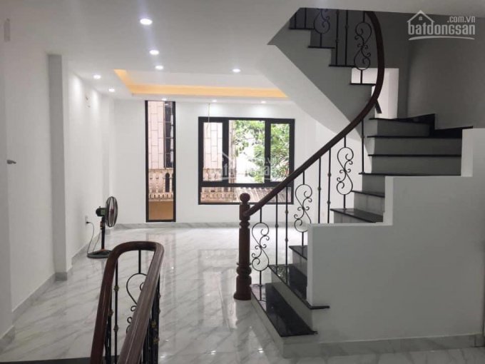 Hiếm! Bán nhà Lê Trọng Tấn, phân lô, ô tô, DT 45m2x5T, MT 4.1m, nội thất vip, 4.1 tỷ