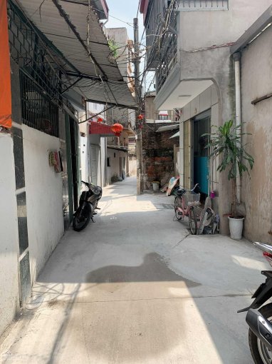CC cần bán căn nhà 4 tầng tại 95 Vũ Xuân Thiều, Sài Đồng, Long Biên, HN, LH 091.55555.90