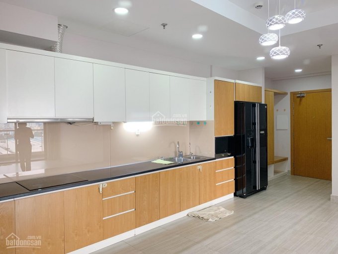 Cần cho thuê căn hộ 2PN 18tr/th đầy đủ nội thất dọn vào ở ngay Everrich Q5. LH: 0932.026.062