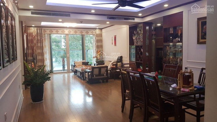 Bán gấp căn hộ chung cư cao cấp Mandarin Hoàng Minh Giám, 160m2, 3PN full đồ giá 6.8 tỷ. 0983237984