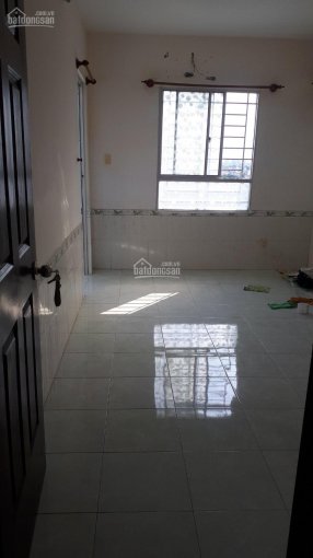 Tôi có căn hộ ở chung cư Him Lam Nam Khánh, Quận 8, diện tích 91m2, 2 phòng ngủ, 2 toilet,