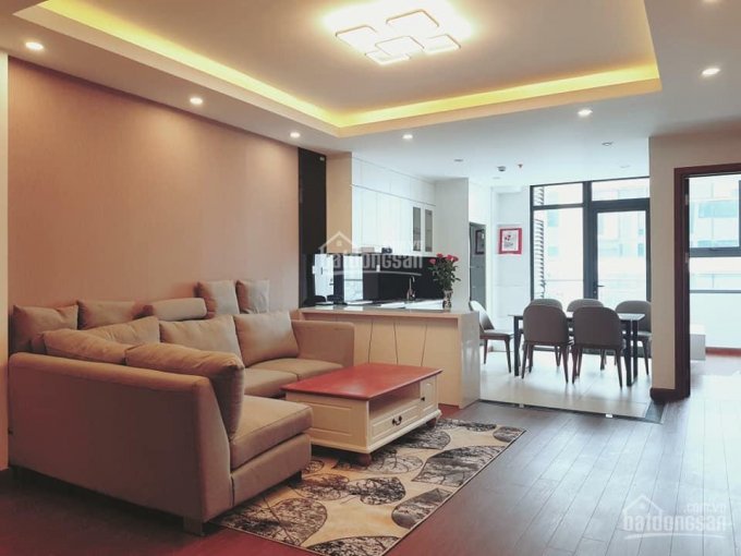 Cho thuê căn hộ tại Ngọc Khánh Plaza cạnh hồ Ngọc Khánh, Ba Đình, 115m2, 2PN giá 13 triệu/tháng