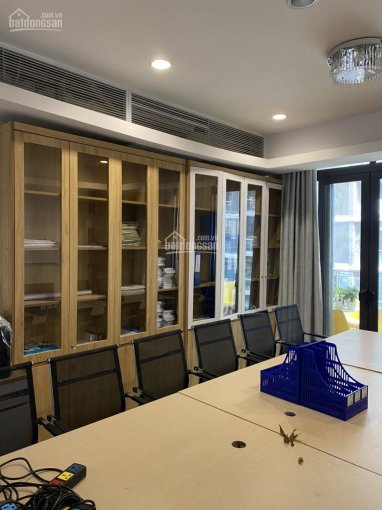 Cho Thuê Chung Cư Dolphin Plaza  133m2 set up full đồ văn phòng. LH 0982873719