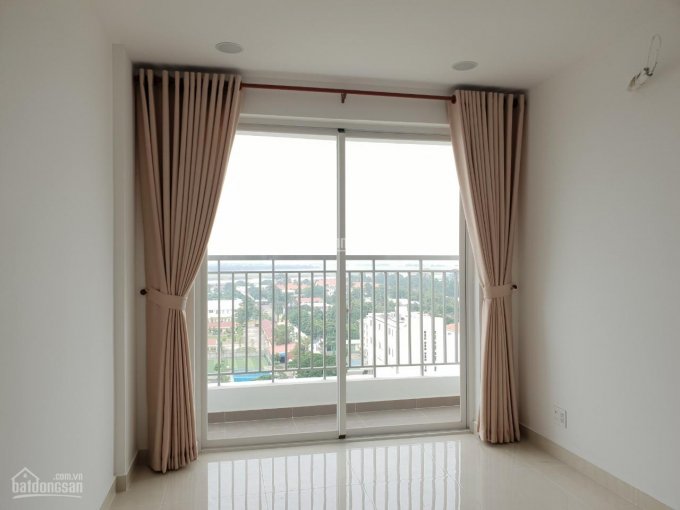 Cho thuê căn hộ 107 Trương Định, Quận 3. DT: 80m2, 2PN nhà đẹp, giá 15tr/th, LH: 0703756022