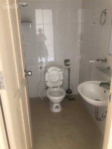 Cần cho thuê CH HQC Hóc Môn 50m2, giá 4.5tr/th, 2PN, WC, mới, 0938.645.778