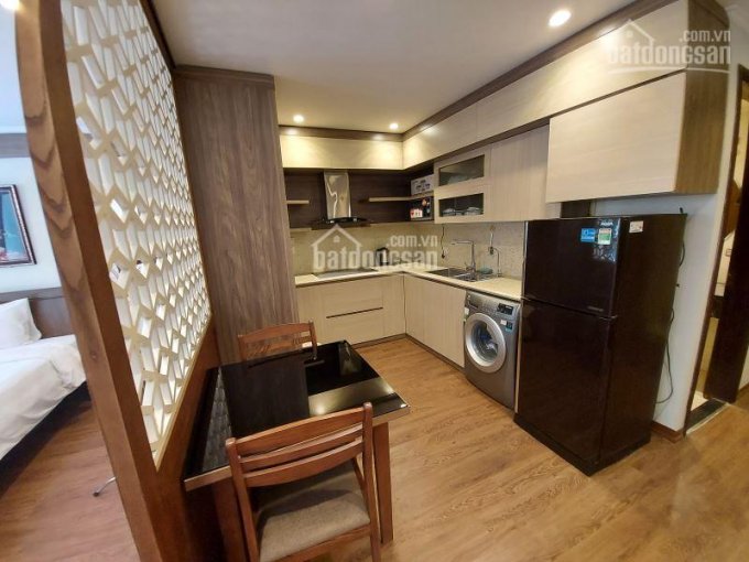 Cho thuê căn hộ dịch vụ phố Yết Kiêu - Trần Hưng Đạo 45m2 đủ tiện nghi giá 9 triệu/tháng