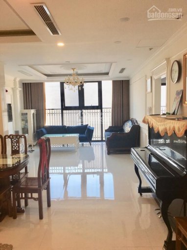 Cho thuê gấp căn hộ tại Ngọc Khánh Plaza, cạnh hồ Ngọc Khánh, 2PN, giá 12 triệu/tháng, 0985878587