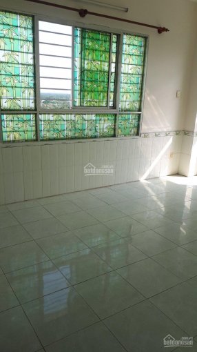 Tôi có căn hộ ở chung cư Him Lam Nam Khánh, Quận 8, diện tích 91m2, 2 phòng ngủ, 2 toilet,