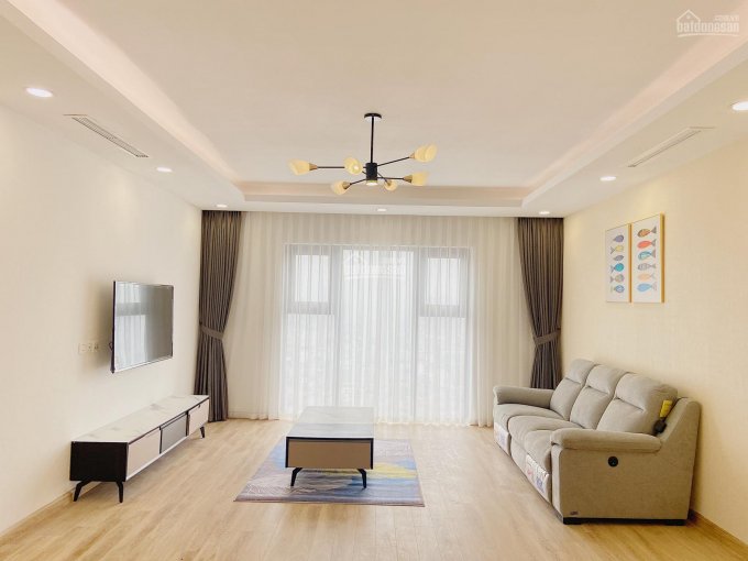 Cho thuê căn hộ chung cư Paragon Duy Tân 2PN - 3PN 137m2 giá từ 10tr/th, LH 0976937697