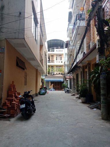 Bán nhà hẻm 3,5m cách mặt tiền 20m đường Nguyễn Văn Nguyễn, Q1, 3,6x13m, trệt lầu, 5,2 tỷ TL