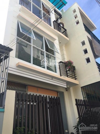 Bán nhà Đường 2/4, Phường Vĩnh Hải tại Nha Trang, nhà 3 tầng giá 3.3 tỷ