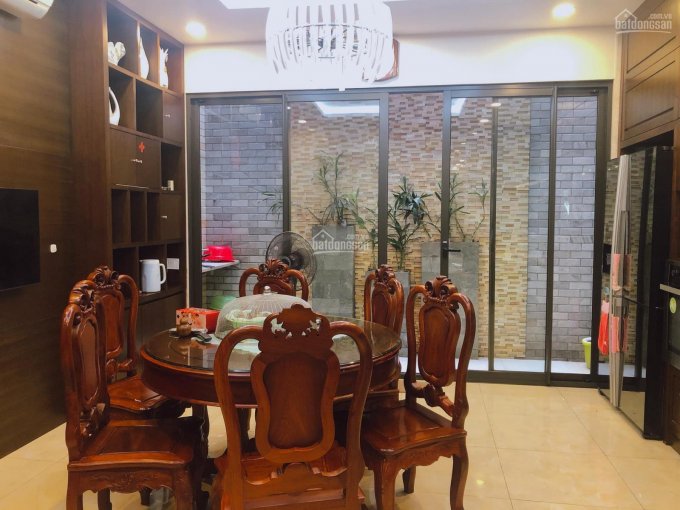 Cần bán nhà gần Vincom Nguyễn Chí Thanh, Đống Đa, sang trọng, thang máy, công viên nội đô 26.3 tỷ