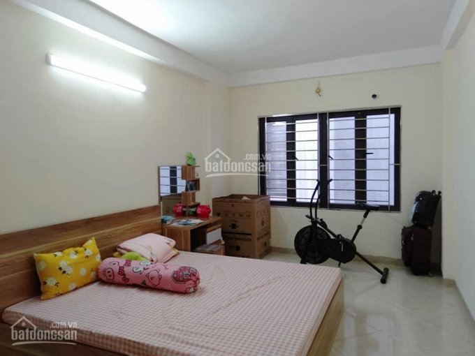 Bán gấp nhà La Khê 32m2, 4 tầng, 10m ô tô tránh, full nội thất chỉ còn 2,6 tỷ, lh 0966410446