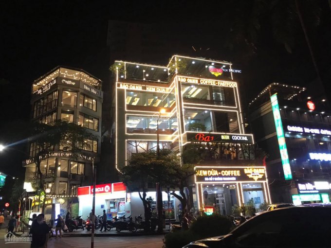 Bán nhà phố Nguyễn Thị Định Q. Cầu Giấy 80m2, MT 10m - Lô góc - 3 mặt thoáng - TM - ô tô hơn 13 tỷ