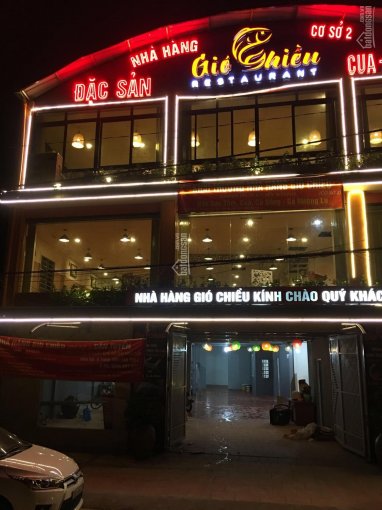 Cần bán lô nhà đất to 370m2 (KCN Tiên Sơn) hiện tại đang kinh doanh nhà hàng