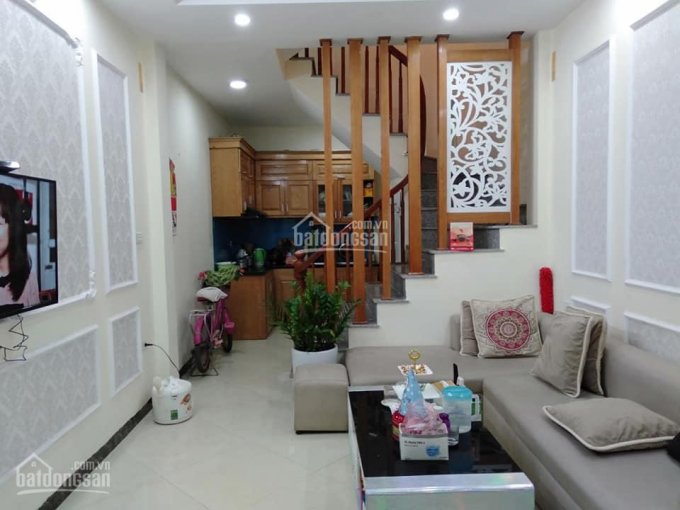 Bán gấp nhà La Khê 32m2, 4 tầng, 10m ô tô tránh, full nội thất chỉ còn 2,6 tỷ, lh 0966410446