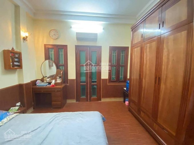 Bán nhà ngõ Thịnh Quang, trước nhà rộng 3m, 45m2, xây 4 tầng, mặt tiền 4.3m