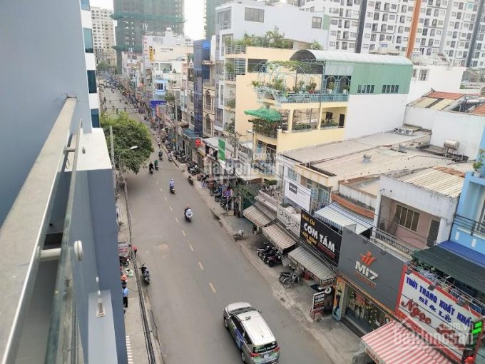 Nhà hẻm vip D1 - Nguyễn Văn Thương hai xe hơi tránh nhau. 4,5x12m nhà cũ 1 trệt 1 lầu chỉ 9,7 tỷ TL