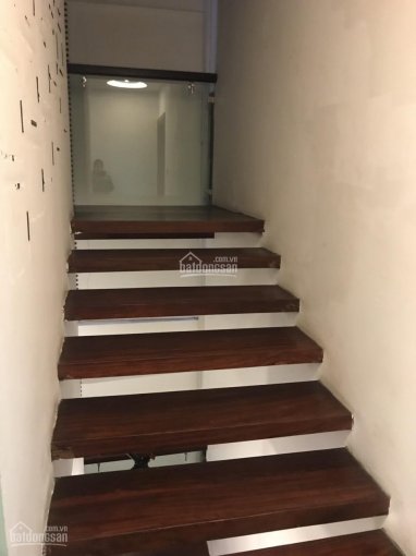 Bán nhà đẹp ngõ Phạm Ngọc Thạch 100m2x7,5 tầng, MT 5,4m có thang máy sàn gỗ nhập khẩu giá 38,5 tỷ
