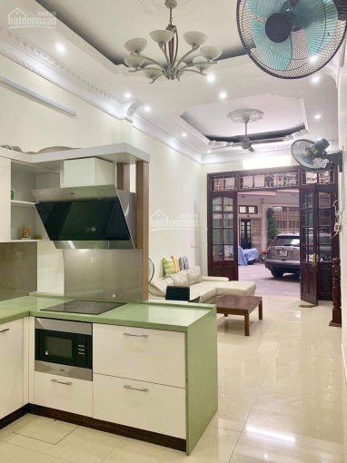 Bán nhà 5 tầng khu vip đường Nguyễn Văn Huyên ,ô tô đỗ cửa thông sang Trần Đăng Ninh
