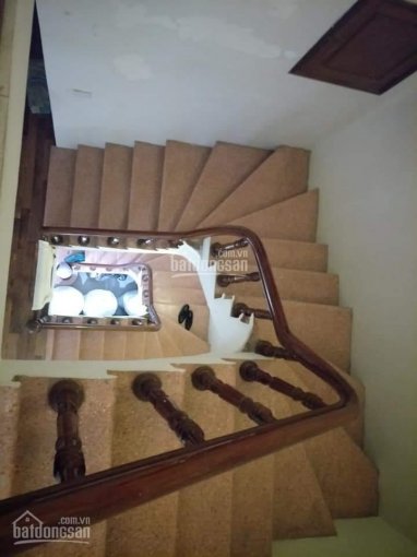 Bán nhà Cầu Giấy, phân lô ô tô đỗ cửa 40m2 x 5 tầng, MT 4m, giá 5.7 tỷ