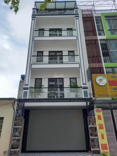 Bán nhà mới phố Vũ Xuân Thiều rất gần Vinhomes, 112m2x5T (biệt thự sân cổng) có thang máy giá 11 tỷ