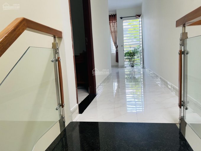 Bán nhà 2 mê 2 tầng đường 5.5m lề 3m sát Ông Ích Đường - Khuê Trung - Cẩm Lệ để lại full nội thất