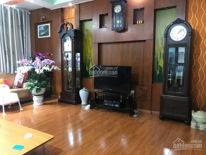 Cần bán gấp nhà ngõ 115 Nguyễn Khang, DT 70m2 x 5T, MT 4.5m, giá 12.3 tỷ, LH 0832.108.756