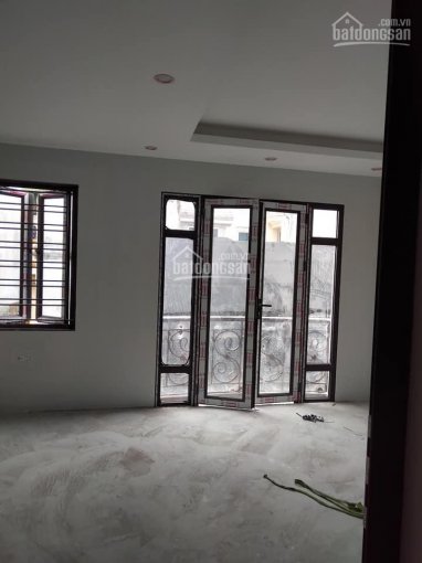 DT 30m2 rẻ 3 tỷ hơn nhà 5T 3 ngủ, ô tô vào ngõ. Hoàng Mai