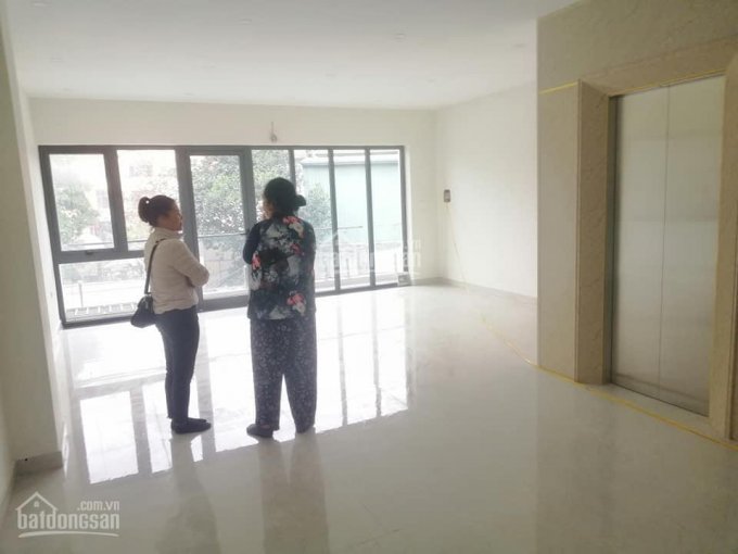 Bán nhà Nguyễn Phong Sắc đầu tư con đi du học, mặt ngõ oto tránh. Dt 81m2 x 4t mt 4.8m giá 18.2 tỷ