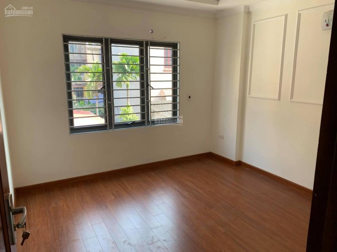 Bán nhà ( trong đê ) Yên Nghĩa - ô tô đỗ cửa , cuối đường Tố Hữu 