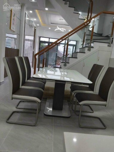 Cần tiền bán nhà Lê Quang Định, Q. GV 62m2 1.35 Ty SHR gần chợ tiện ở và KD LH 0798603158 Thanh