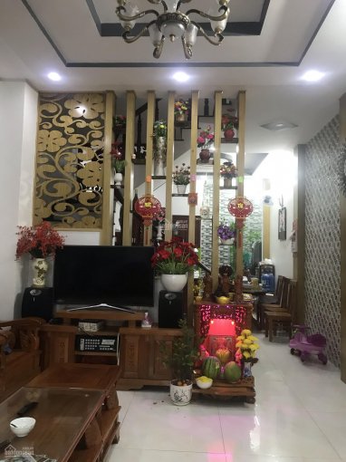 Chính chủ bán nhà 1 trệt 2 lầu, hẻm 6m đường Lê Hồng Phong, P7, TP Vũng Tàu