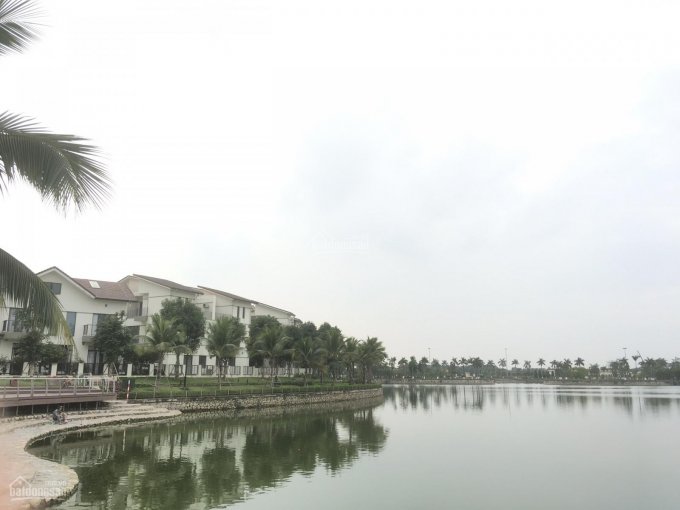 Chính chủ bán biệt thự mặt hồ Vinhomes Thăng Long siêu vip, diện tích 232m2 giá 25,5 tỷ