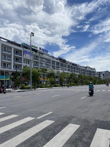 Bán căn nhà liền kề Mon Bay Hạ Long 120m2, 5,5 tầng, đường Trần Quốc Nghiễn, Hạ Long, Quảng Ninh