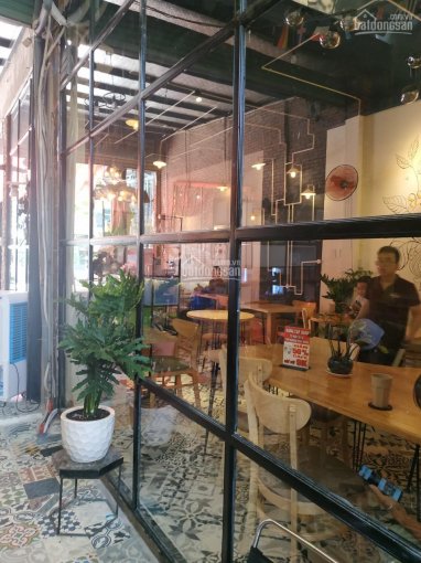 Nhà mặt tiền đang kinh doanh quán cafe gần đường Võ Văn Kiệt Q.8. LH 0909036578