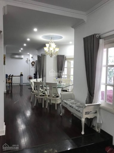 Biệt thự Sài Gòn Pearl 92 Nguyễn Hữu Cảnh hầm 3 tầng cần bán nhanh giá thỏa thuận