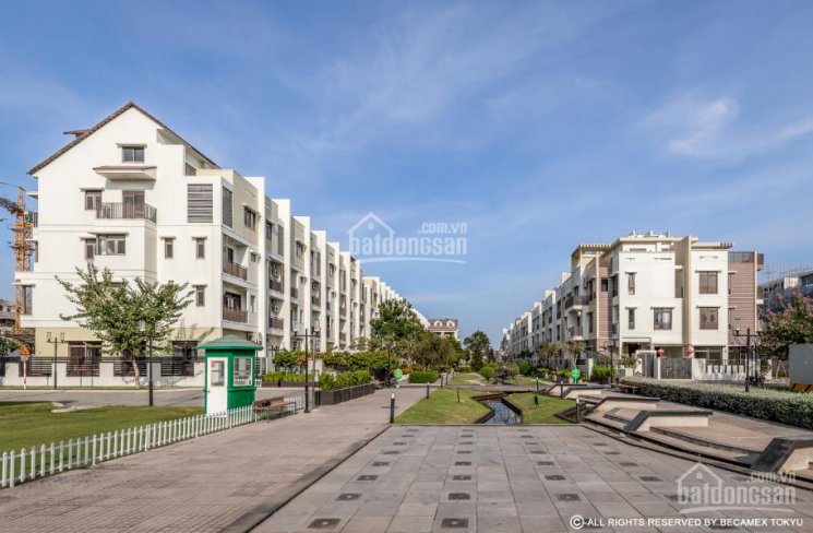 Nhà phố 1 trệt 4 lầu tại khu đô thị Midori Park, thanh toán 5 năm chỉ 50% nhận nhà, LH: 0962985120