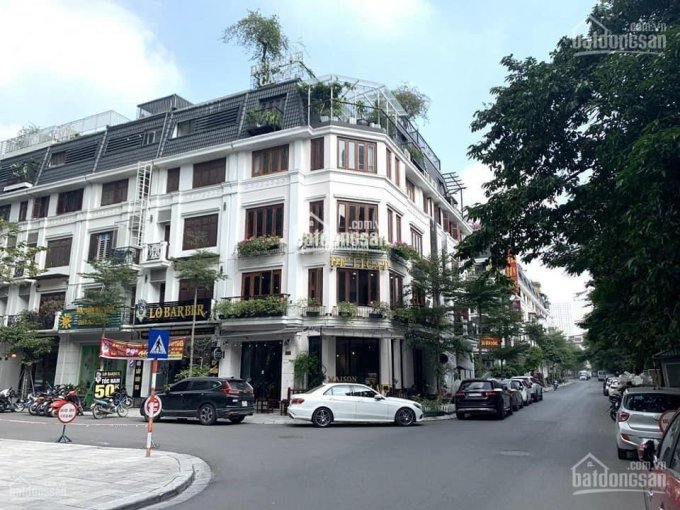 Bán nhà liền kề khu 90 Nguyễn Tuân, 72m2 x 5,5 tầng full nội thất cao cấp. LH 0329674999