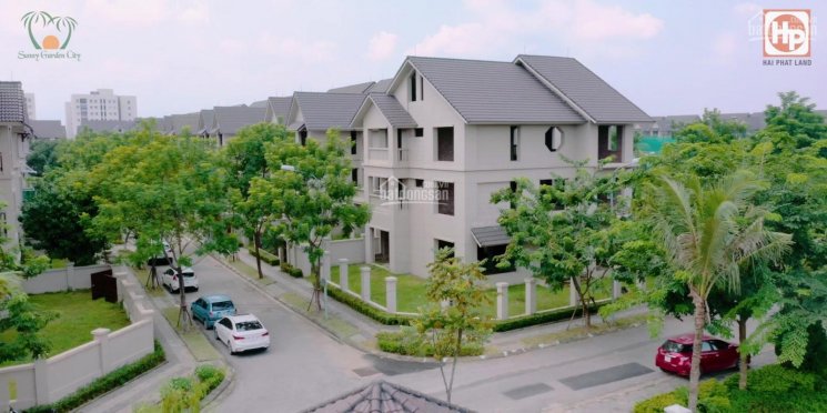 Bán biệt thự 300m2, hướng Đông Nam, vị trí đẹp trong khu Sunny Garden City, LH 0962204486