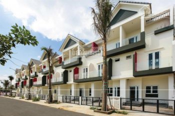Nhà phố Valencia Riverside, Nguyễn Duy Trinh, Quận 9