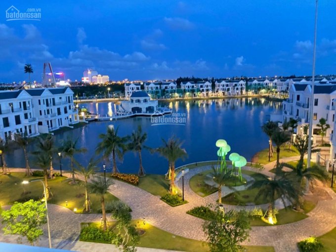 Chuyển nhượng căn BT SL Ngọc Trai, vị trí cực đẹp, hướng đẹp, view đẹp dự án Vinhomes Marina