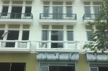 Cần bán nhà 4 tầng KĐT Phú Lương, giá 5 tỷ. Liên hệ: 0962529669